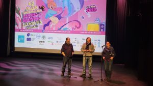 Nicole Kellerhals ja John Chambers Alfons Ylisäikyn näytöksessä